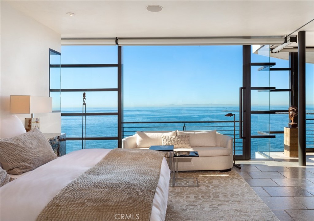 Corona del Mar South of PCH (CDMS) - Residential