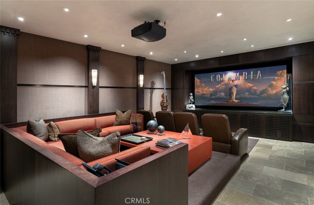 Corona del Mar South of PCH (CDMS) - Residential