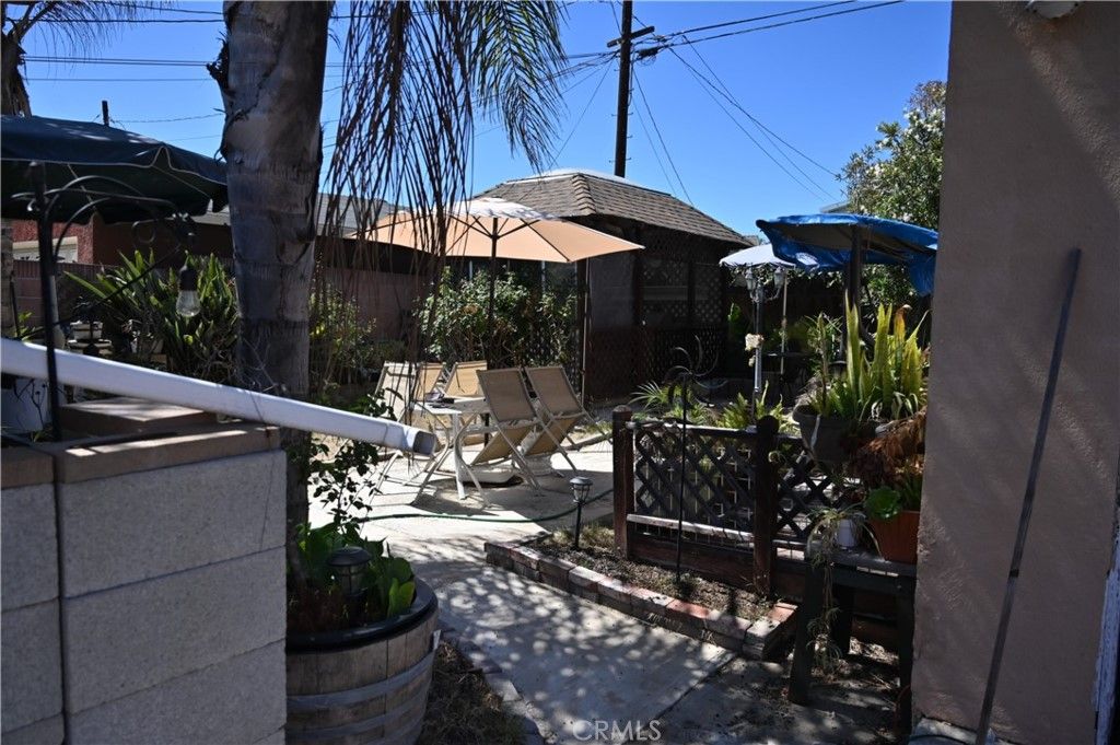 listing image 130729129315880686842