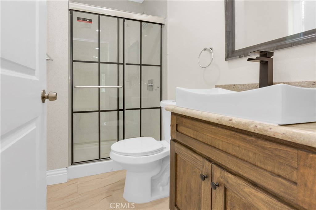 Photo 16 of 22 of 2101 W 76th Street house