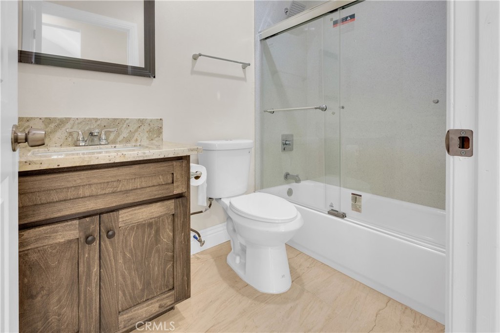 Photo 20 of 22 of 2101 W 76th Street house