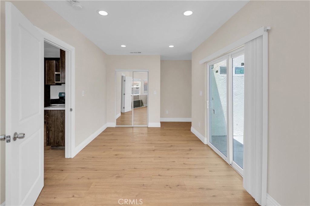 Photo 12 of 22 of 2101 W 76th Street house