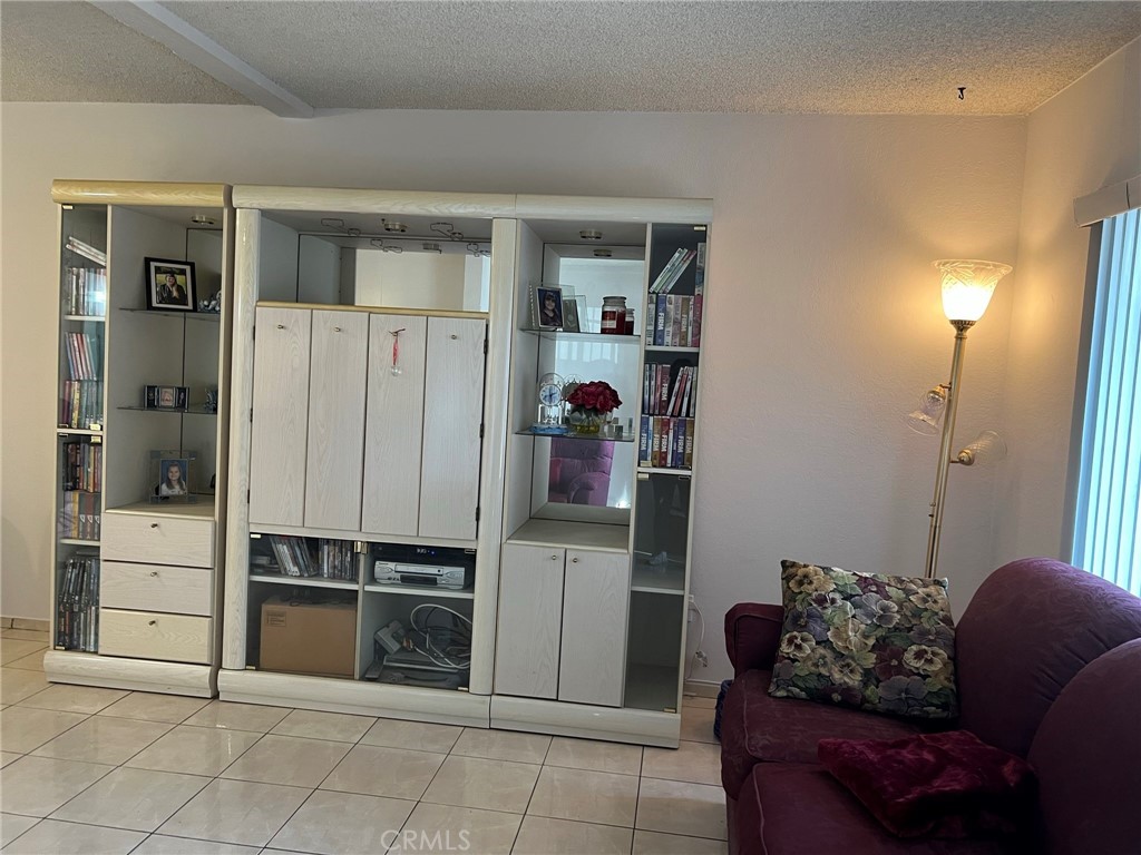 1010 W Macarthur Boulevard 133