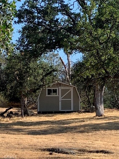 A home in Mariposa