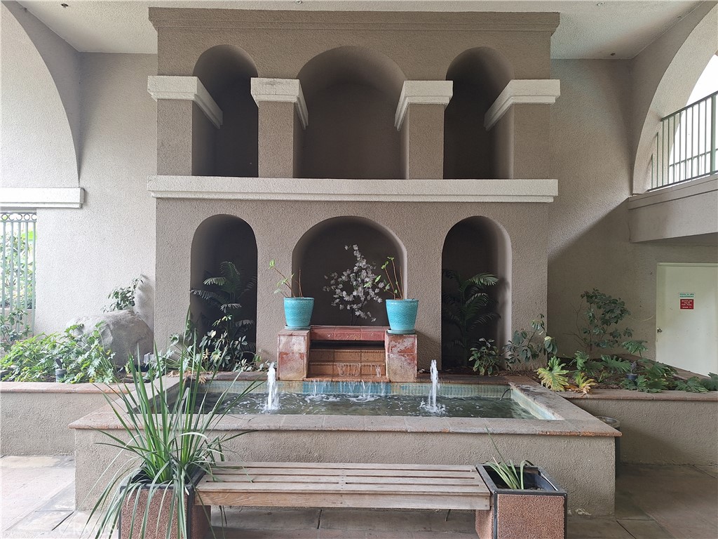 Downtown (DT) - Residential