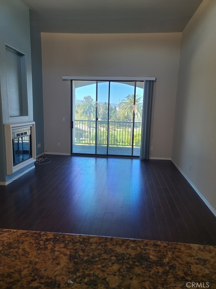 Downtown (DT) - Residential