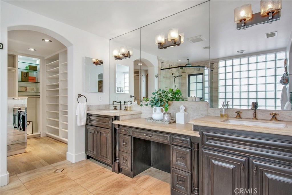 Lido Island (LIDO) - Residential