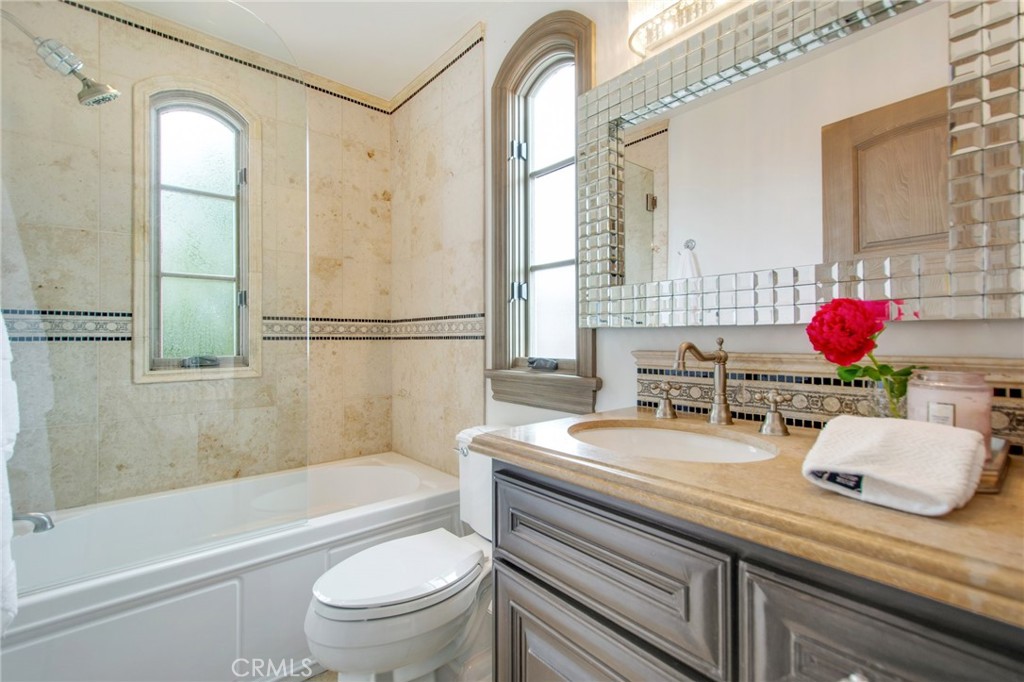 Lido Island (LIDO) - Residential