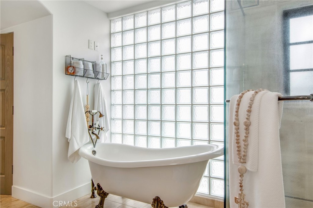 Lido Island (LIDO) - Residential