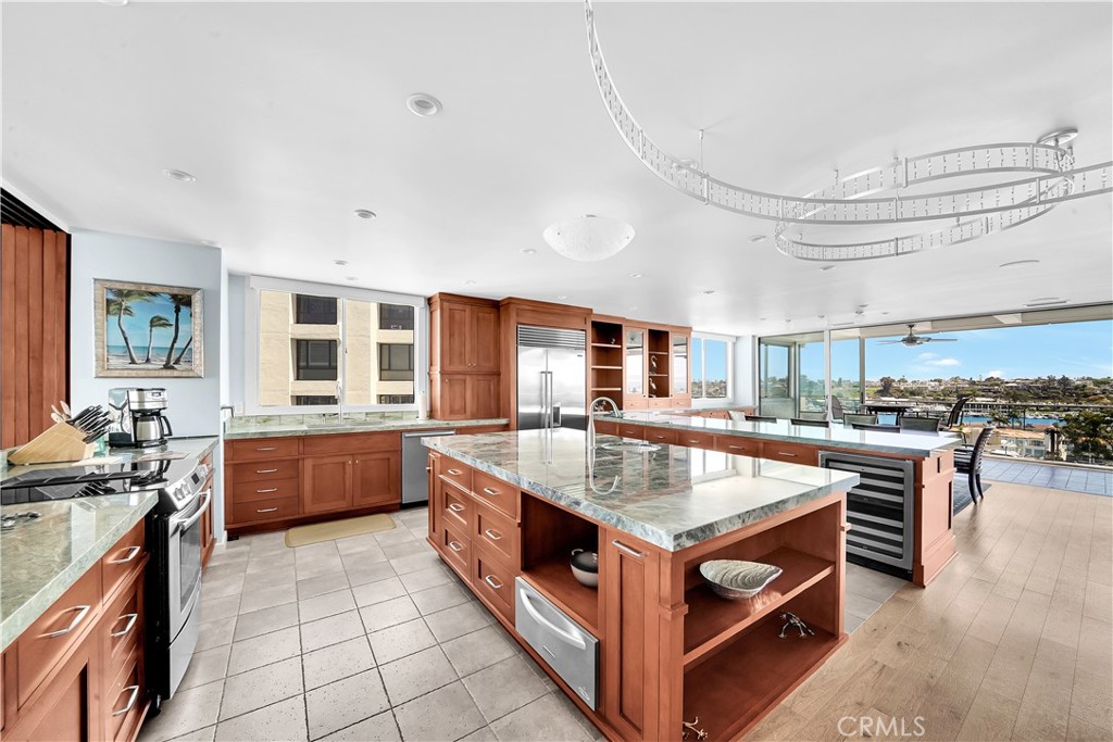 Vista Del Lido Condos (L611) - Residential