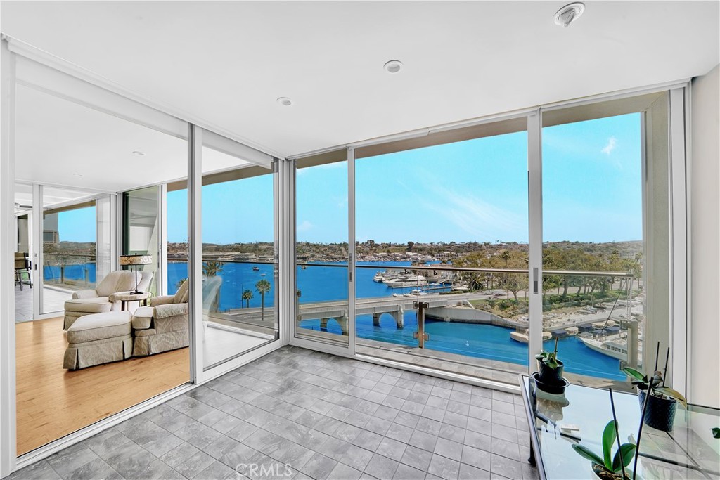 Vista Del Lido Condos (L611) - Residential