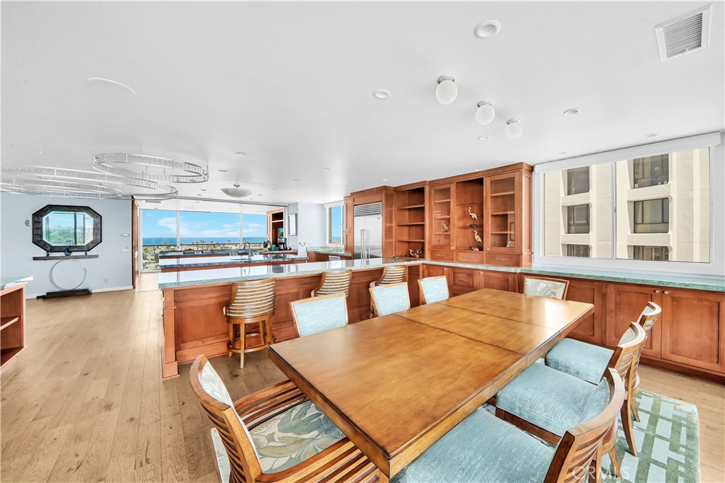 Vista Del Lido Condos (L611) - Residential