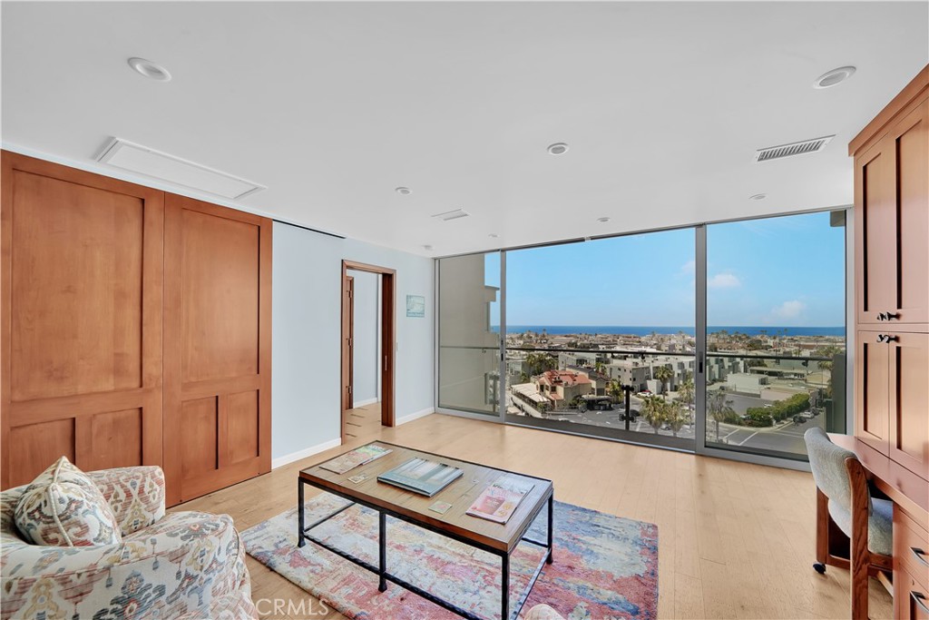 Vista Del Lido Condos (L611) - Residential