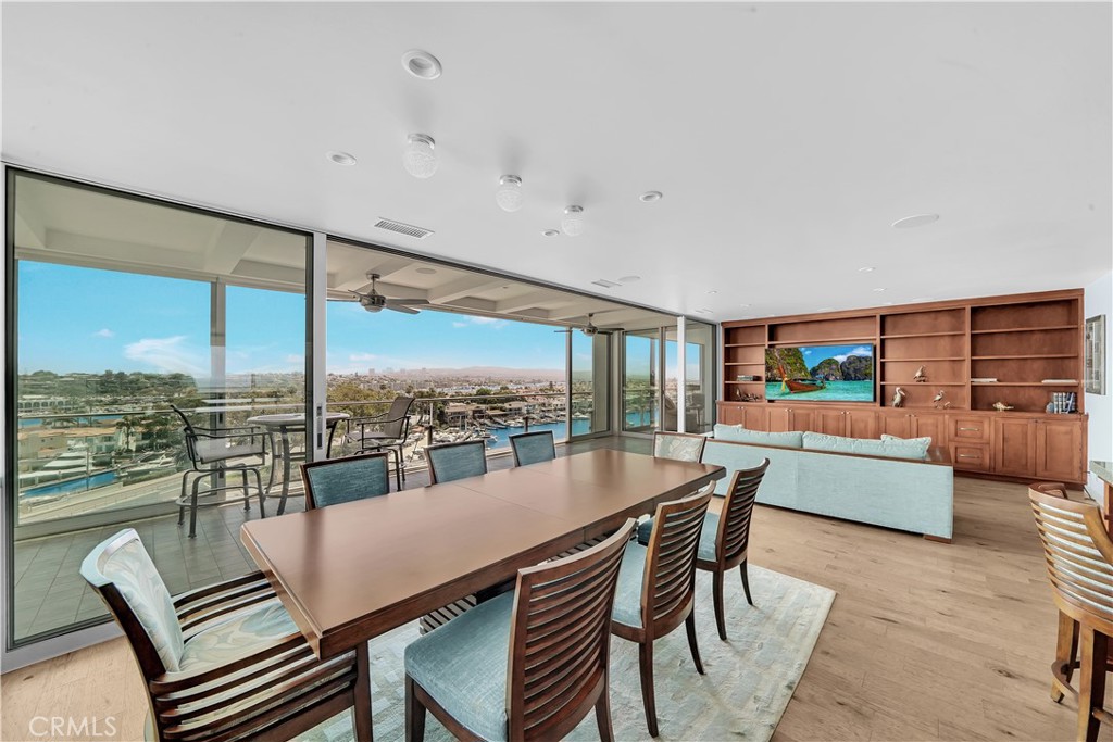 Vista Del Lido Condos (L611) - Residential