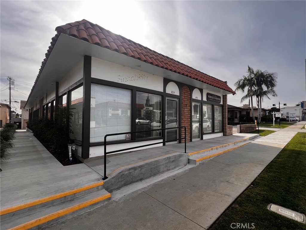 825 835 W 9th Street