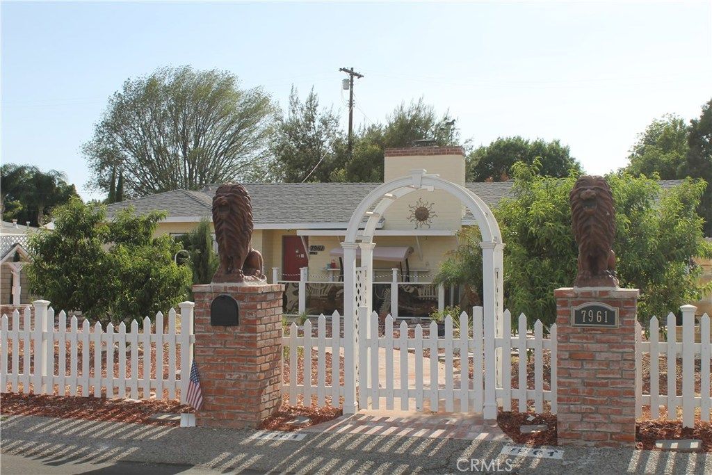 listing image 130727823598217325146