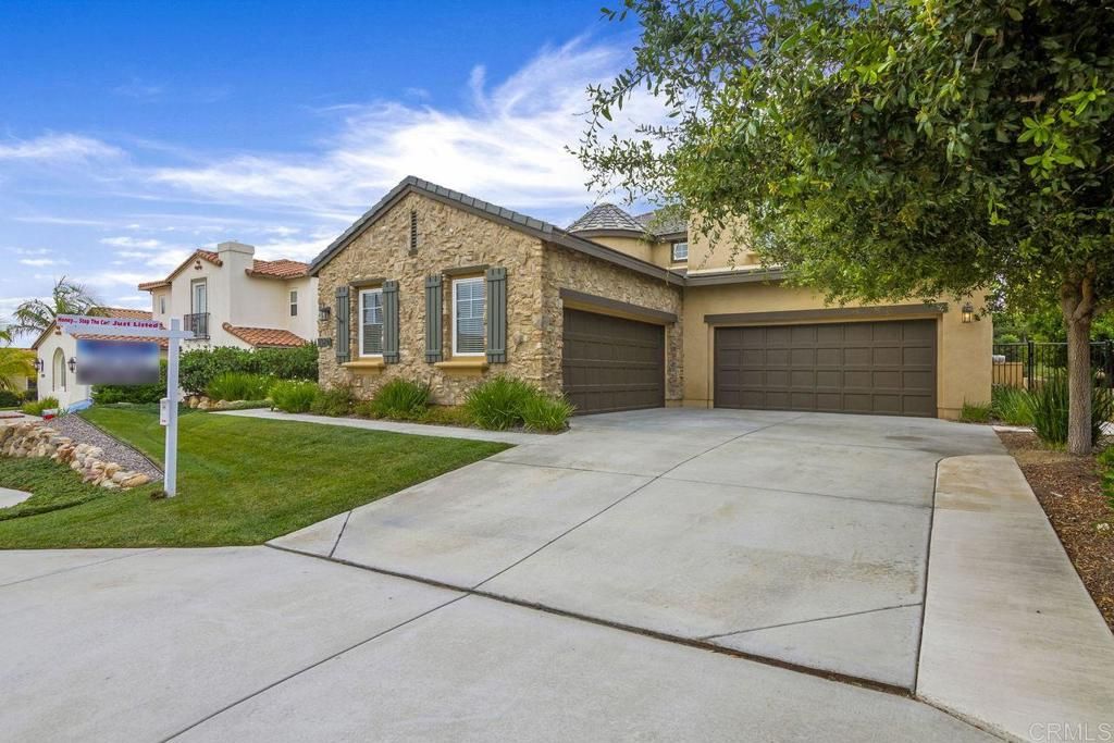 listing image 130722237334319857282