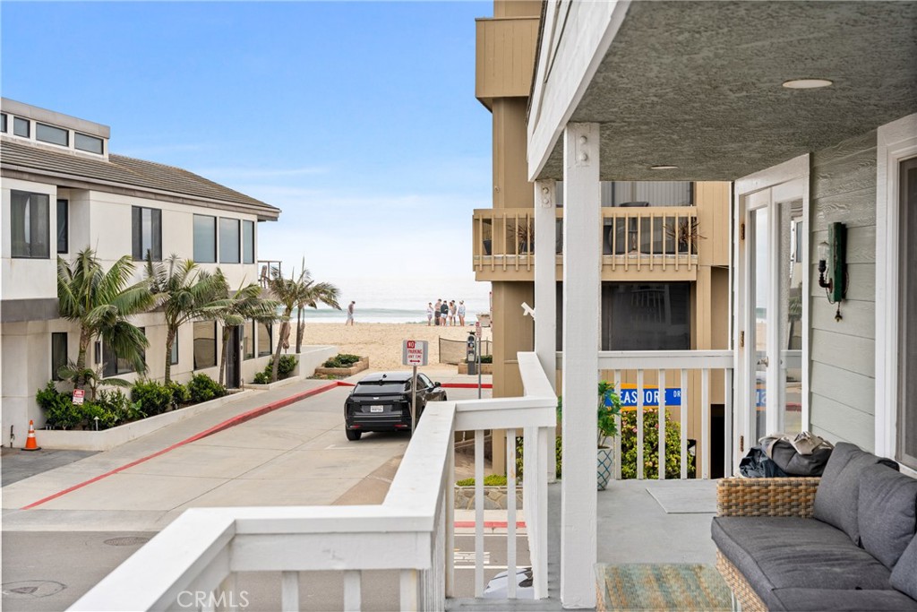 4404 Seashore Drive