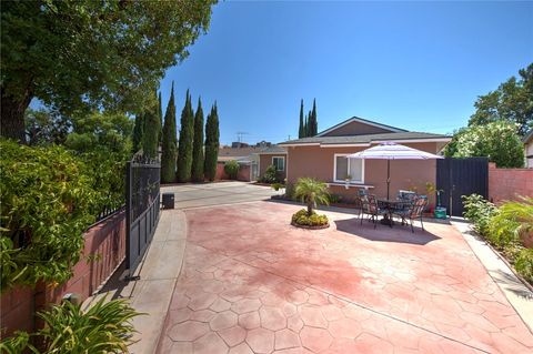 A home in North Hollywood