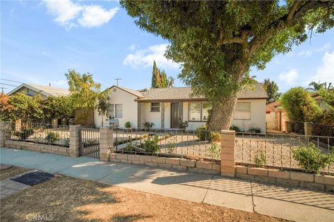 A home in Reseda