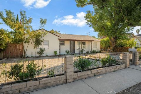 A home in Reseda