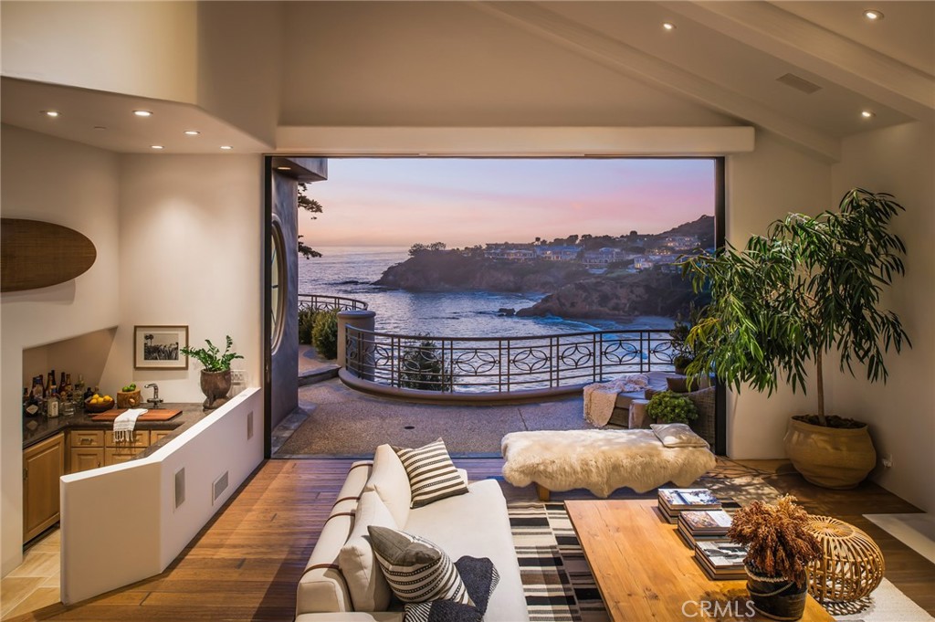 Emerald Bay (EB) - Residential