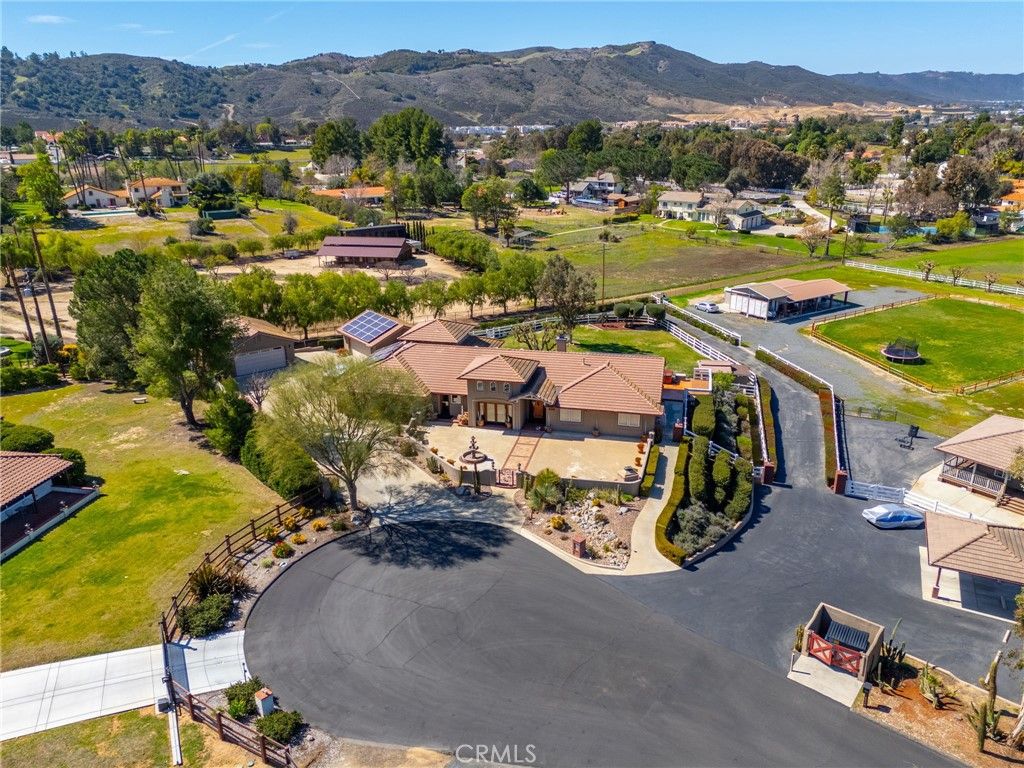 listing image 64