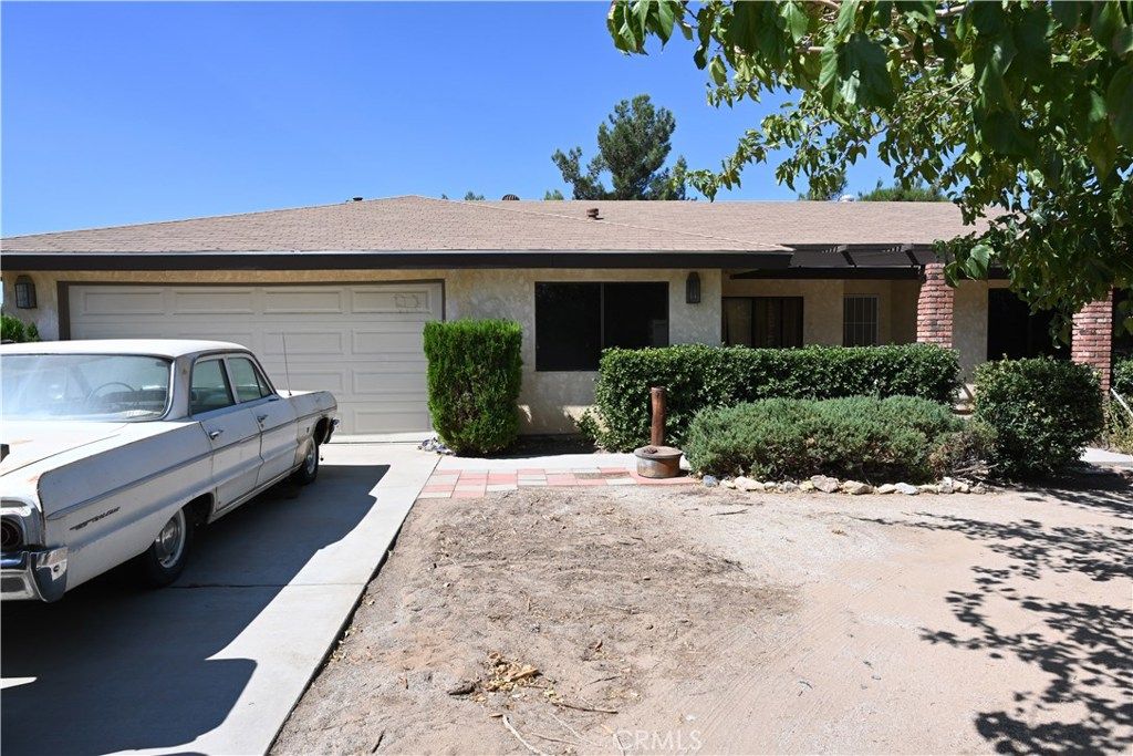 listing image 130726694594042089582