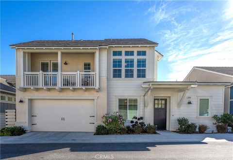 Photo of 25114 Orange Lane, Canyon Country, CA 91387 (MLS # SR23230835)