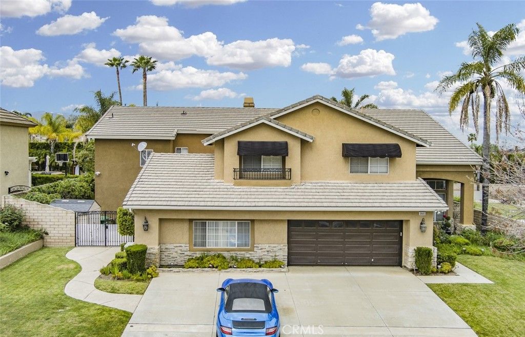 listing image 130722354316021971492