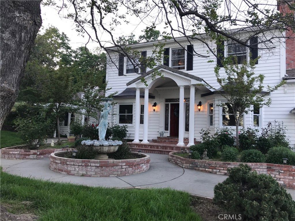 listing image 130724543963985203438
