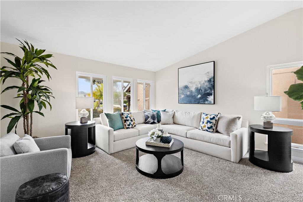 11073 Lavender Avenue