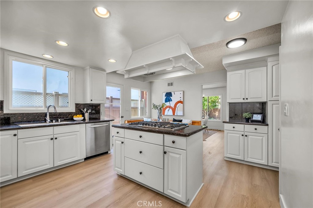 Photo 15 of 44 of 2723 W 233rd Street house
