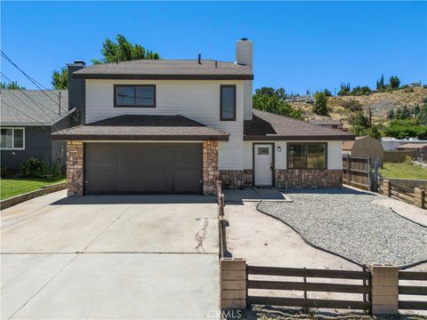 A home in Lake Hughes