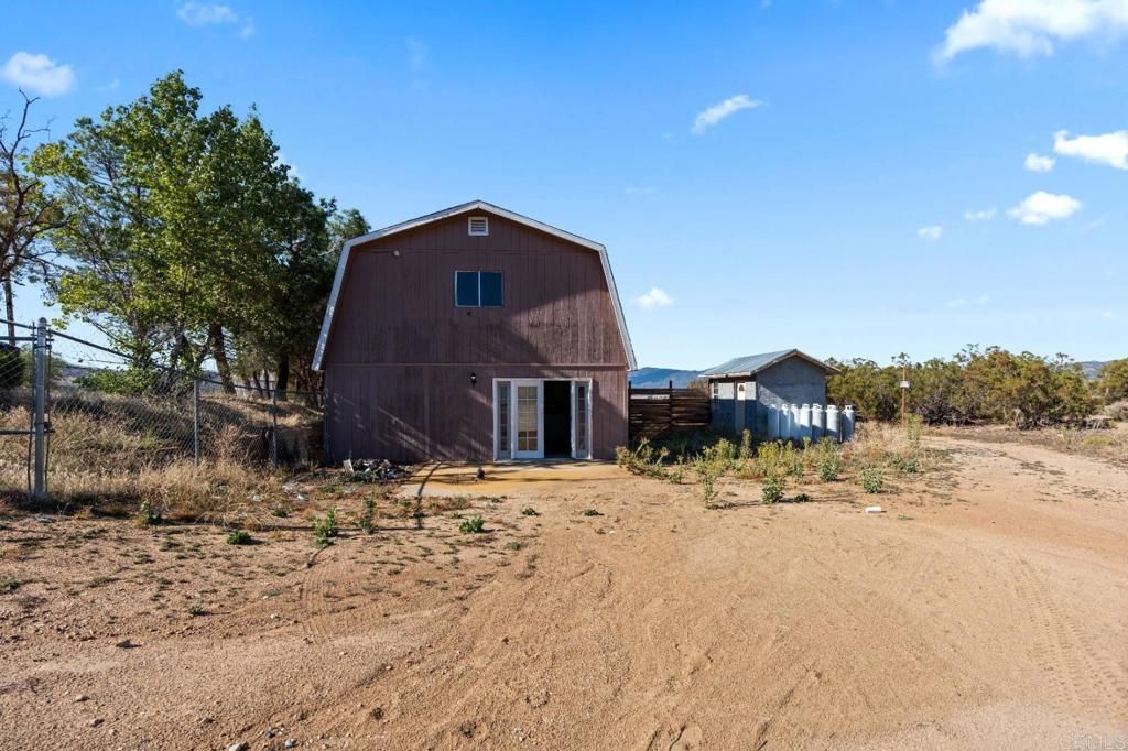 listing image 130727712943797257524