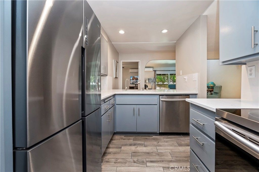 listing image 130722111332069934351
