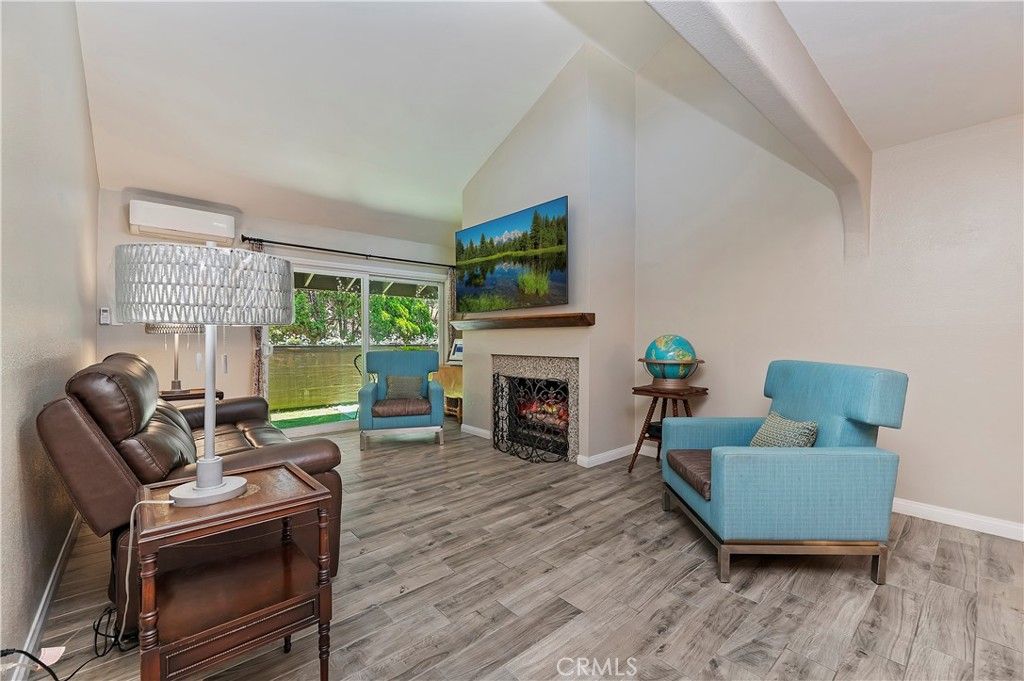 listing image 130724162276168107463