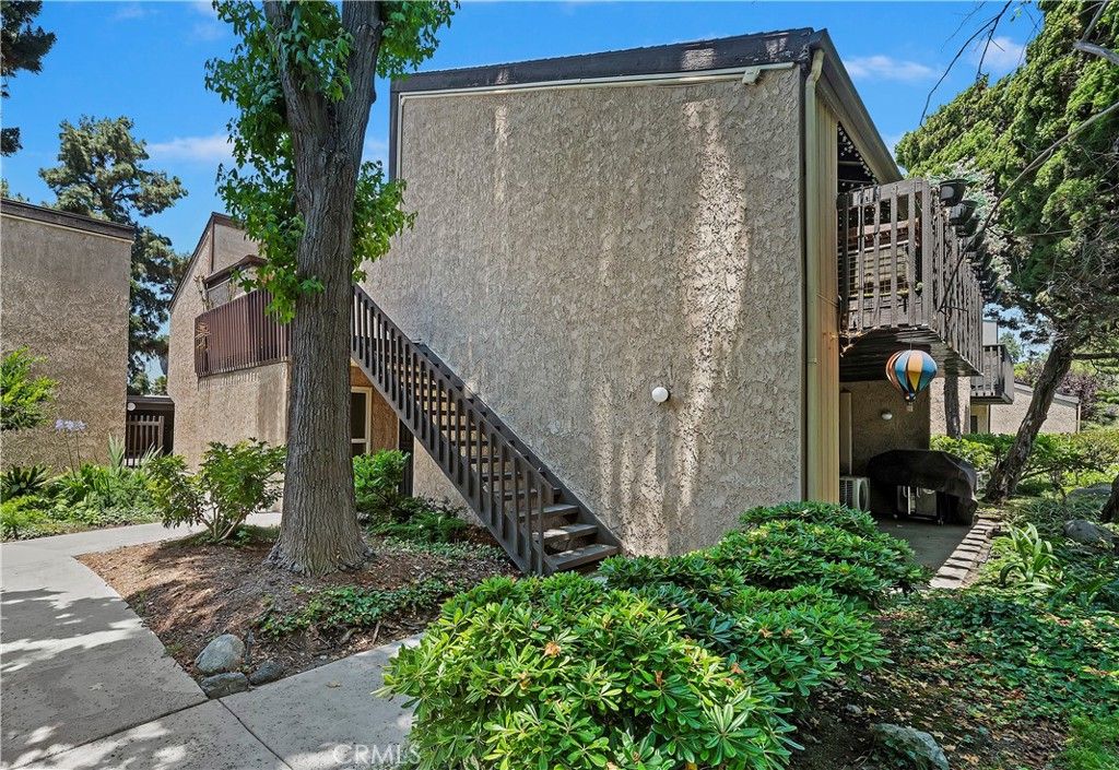 listing image 130728996907858659818