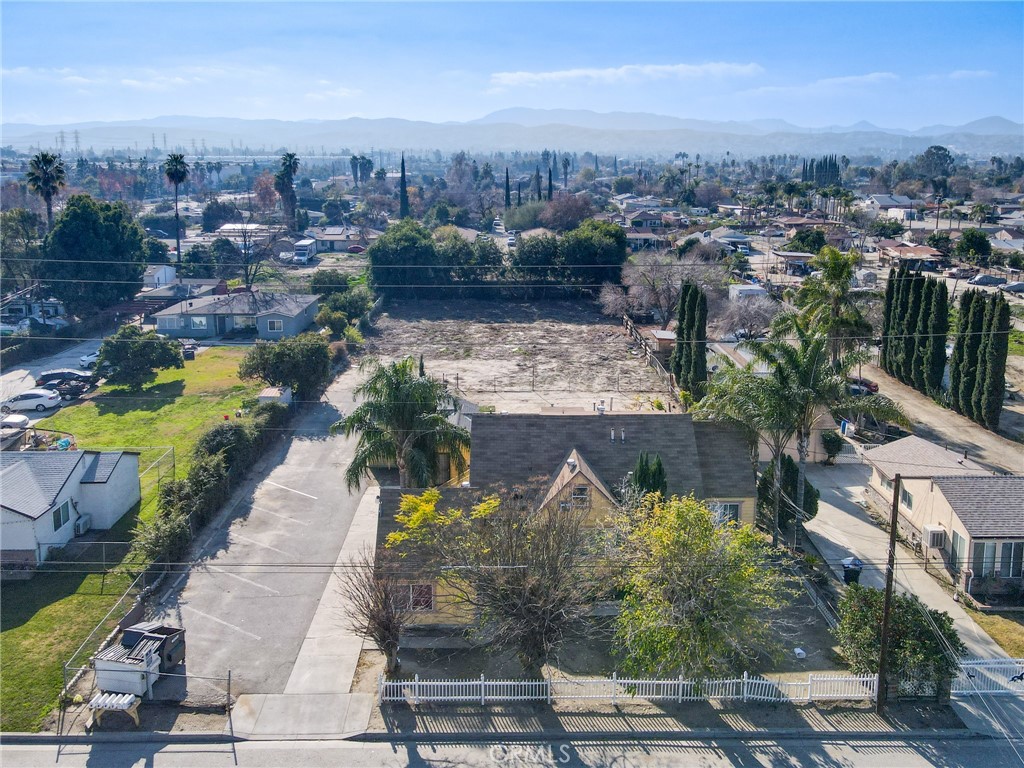 1965 E San Bernardino Avenue