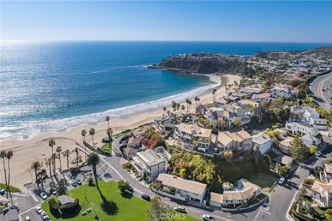 Photo of 74 Emerald Bay, Laguna Beach, CA 92651 (MLS # LG25040442)