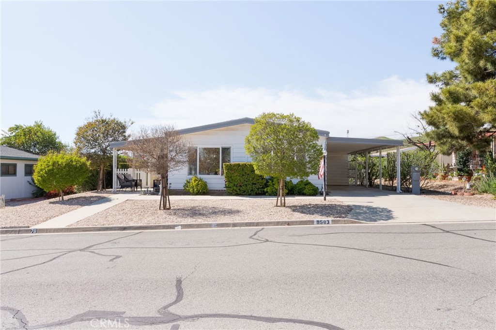 9583 Crestknoll Drive