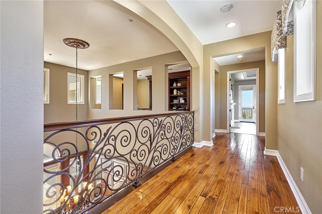 ,Manor - Residential