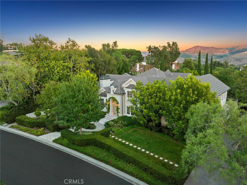 Hunt Club (HC) - Residential