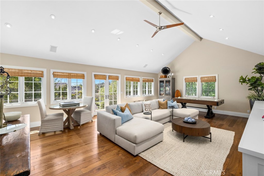 Hunt Club (HC) - Residential