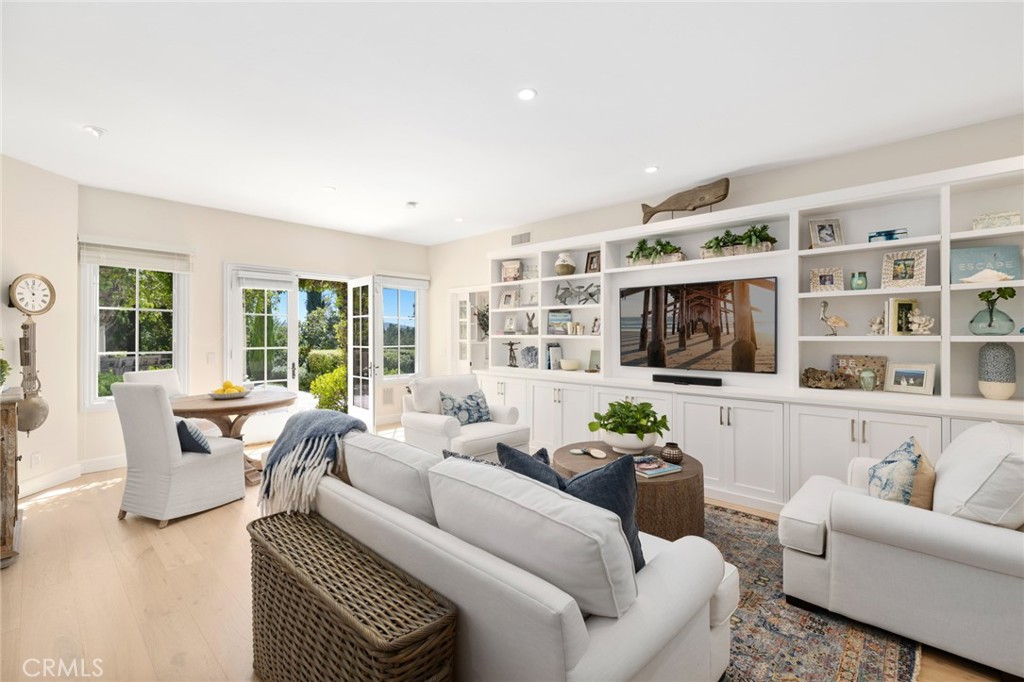 Hunt Club (HC) - Residential