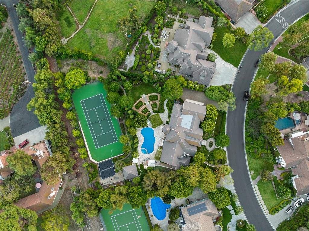 Hunt Club (HC) - Residential