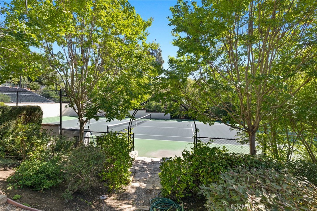 Hunt Club (HC) - Residential