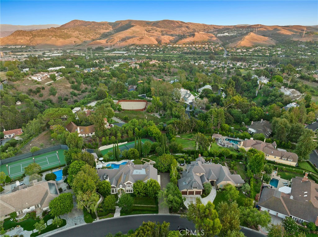 Hunt Club (HC) - Residential