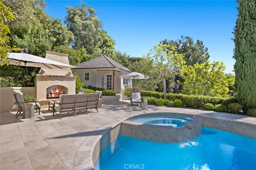 Hunt Club (HC) - Residential