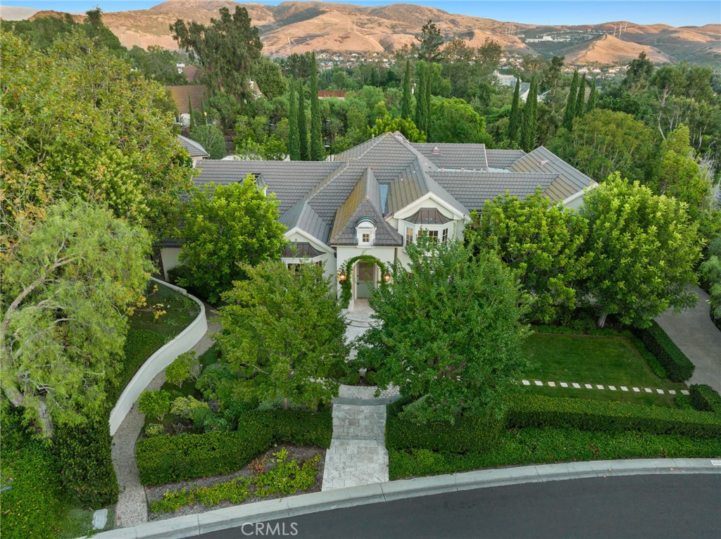 Hunt Club (HC) - Residential